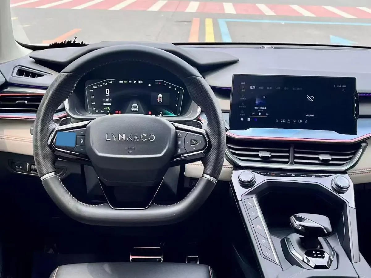 2020 LYNK&CO 06 1.5T 177HP L3 7DCT,autocango,china used car exporter,china ev exporter,chinese used car exporter,chinese used ev exporter