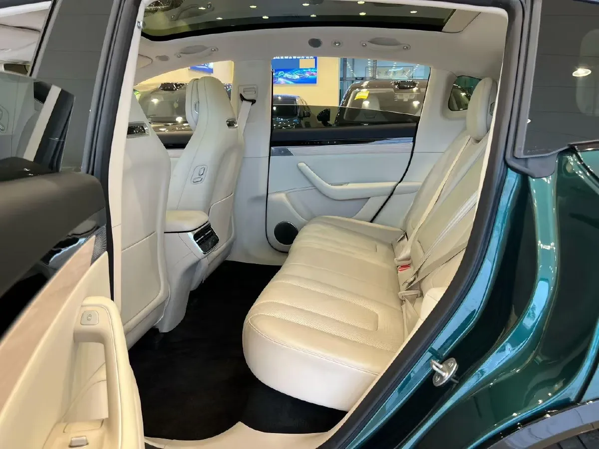 2026 Luxeed R7 BEV,autocango,china used car exporter,china ev exporter,chinese used car exporter,chinese used ev exporter