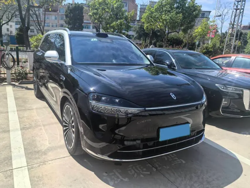 2025 AITO AITO M9 REEV 160HP REEV 52KWH,autocango,china used car exporter,china ev exporter,chinese used car exporter,chinese used ev exporter