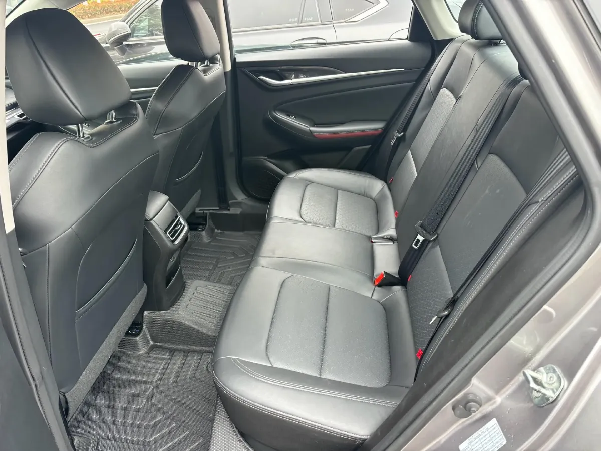 2020 ChangAn Eado 1.6L 128HP L4 6AT,autocango,china used car exporter,china ev exporter,chinese used car exporter,chinese used ev exporter