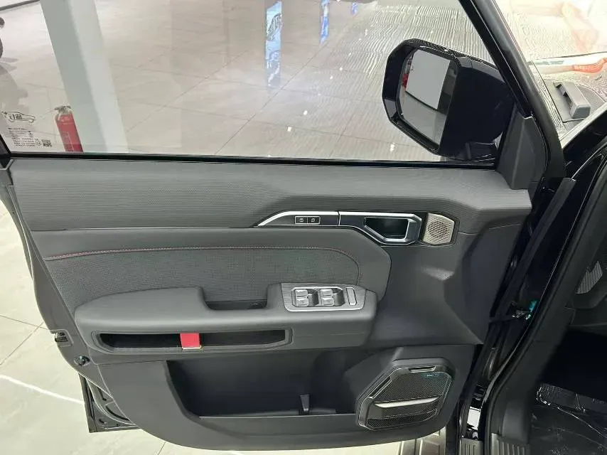 2023 Jetour Traveller 2.0T 254HP L4 7DCT,autocango,china used car exporter,china ev exporter,chinese used car exporter,chinese used ev exporter