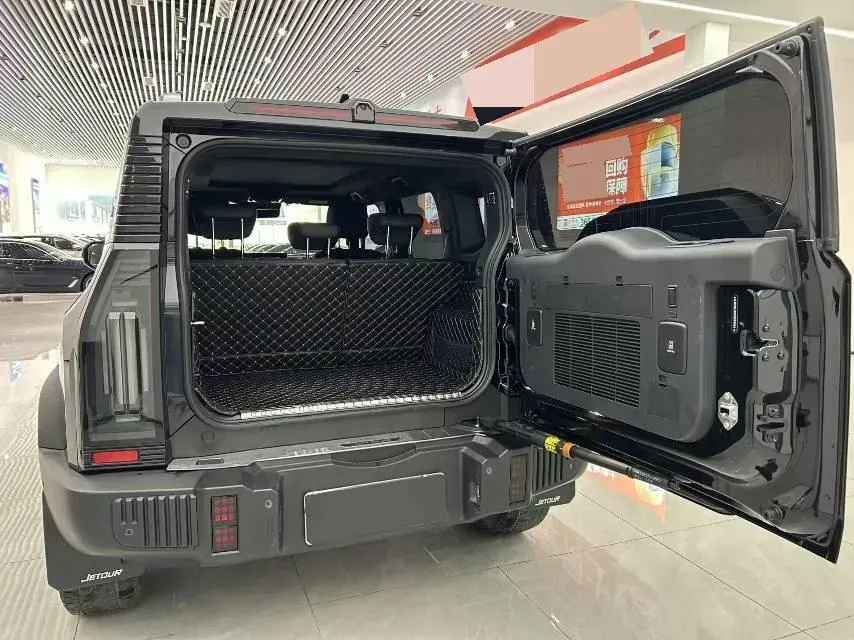 2023 Jetour Traveller 2.0T 254HP L4 7DCT,autocango,china used car exporter,china ev exporter,chinese used car exporter,chinese used ev exporter