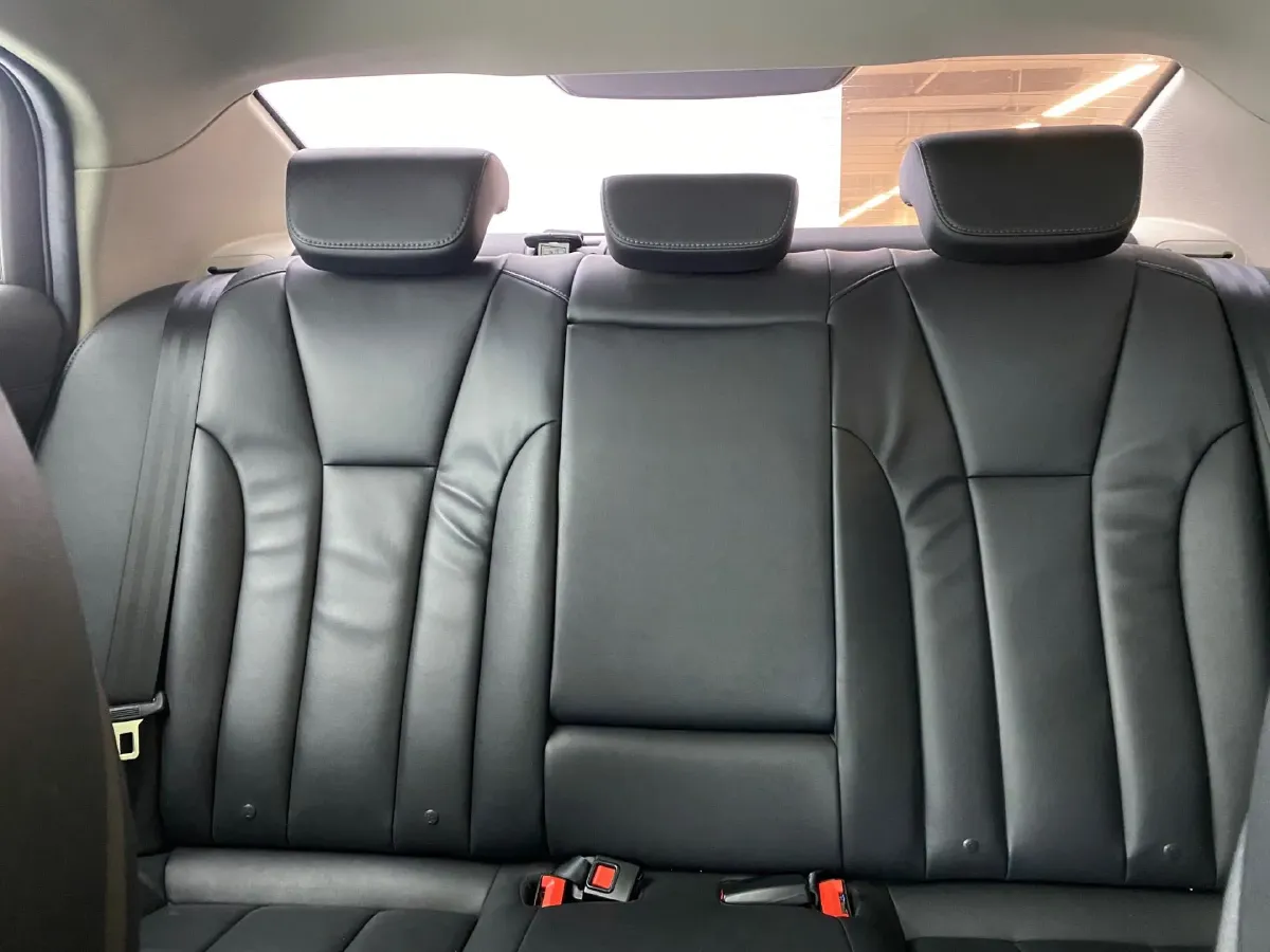 2020 HongQi H5 1.8T 197HP L4 6AT,autocango,china used car exporter,china ev exporter,chinese used car exporter,chinese used ev exporter