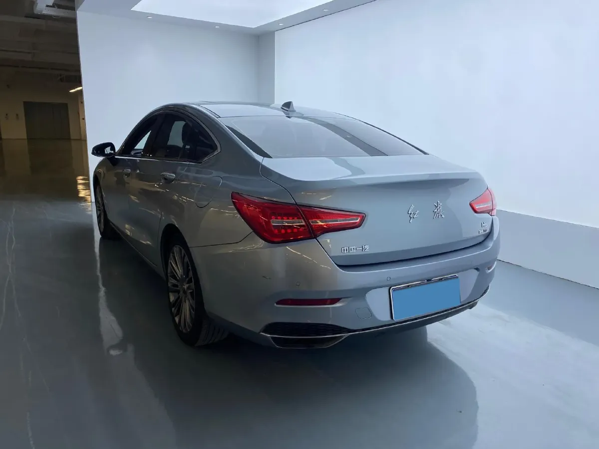 2020 HongQi H5 1.8T 197HP L4 6AT,autocango,china used car exporter,china ev exporter,chinese used car exporter,chinese used ev exporter