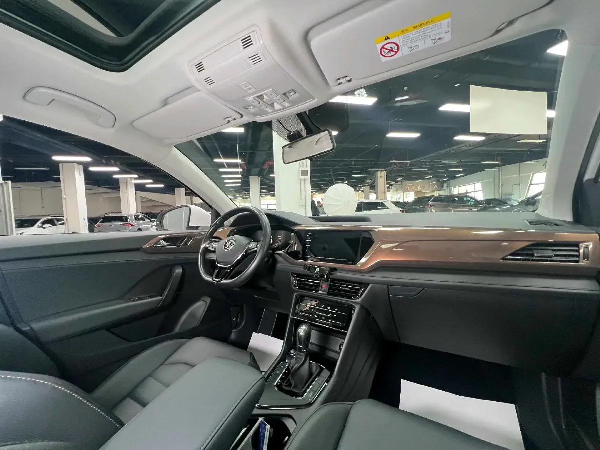 2022 Volkswagen Tharu 1.4T 150HP L4 7DCT,autocango,china used car exporter,china ev exporter,chinese used car exporter,chinese used ev exporter