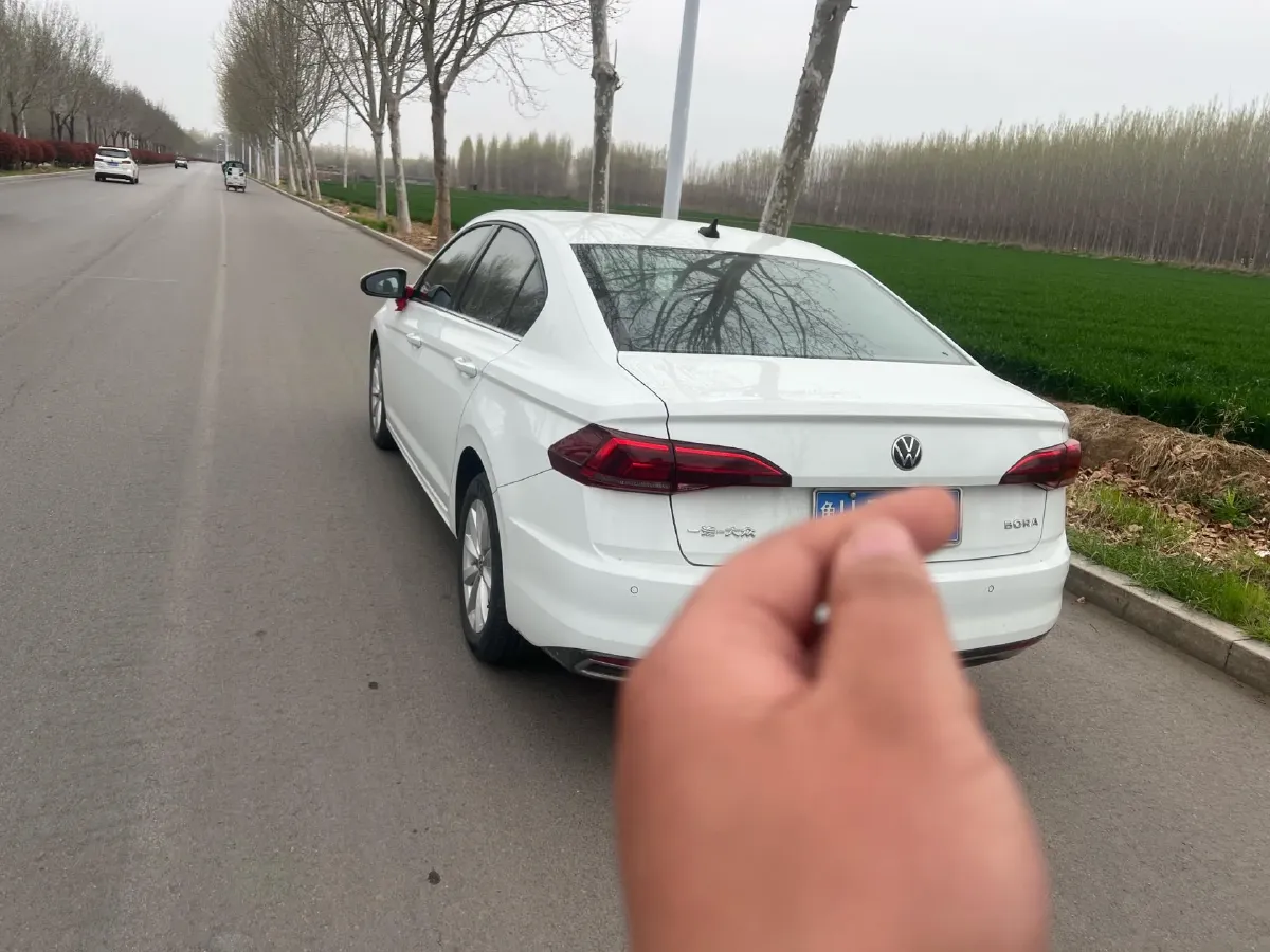 2021 Volkswagen Bora 1.5L 113HP L4 6AT,autocango,china used car exporter,china ev exporter,chinese used car exporter,chinese used ev exporter