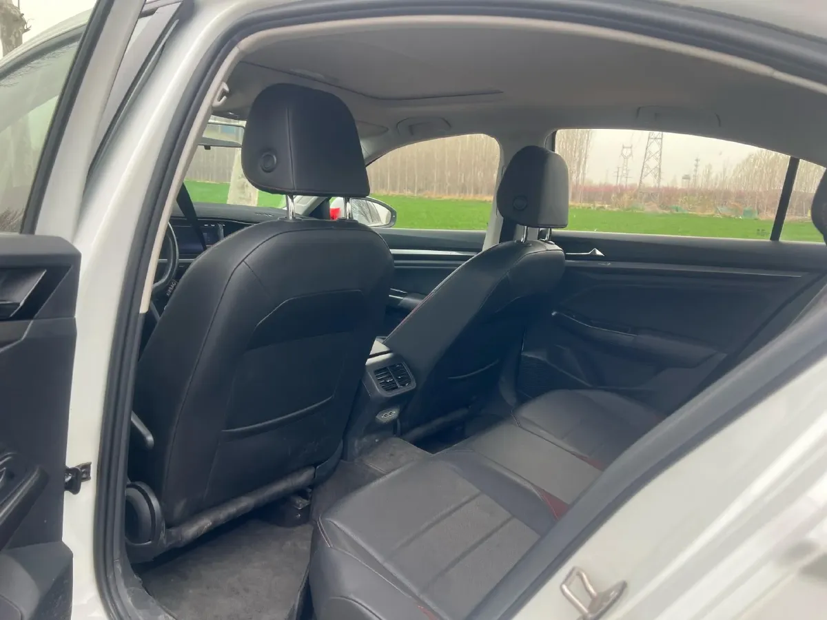 2021 Volkswagen Bora 1.5L 113HP L4 6AT,autocango,china used car exporter,china ev exporter,chinese used car exporter,chinese used ev exporter