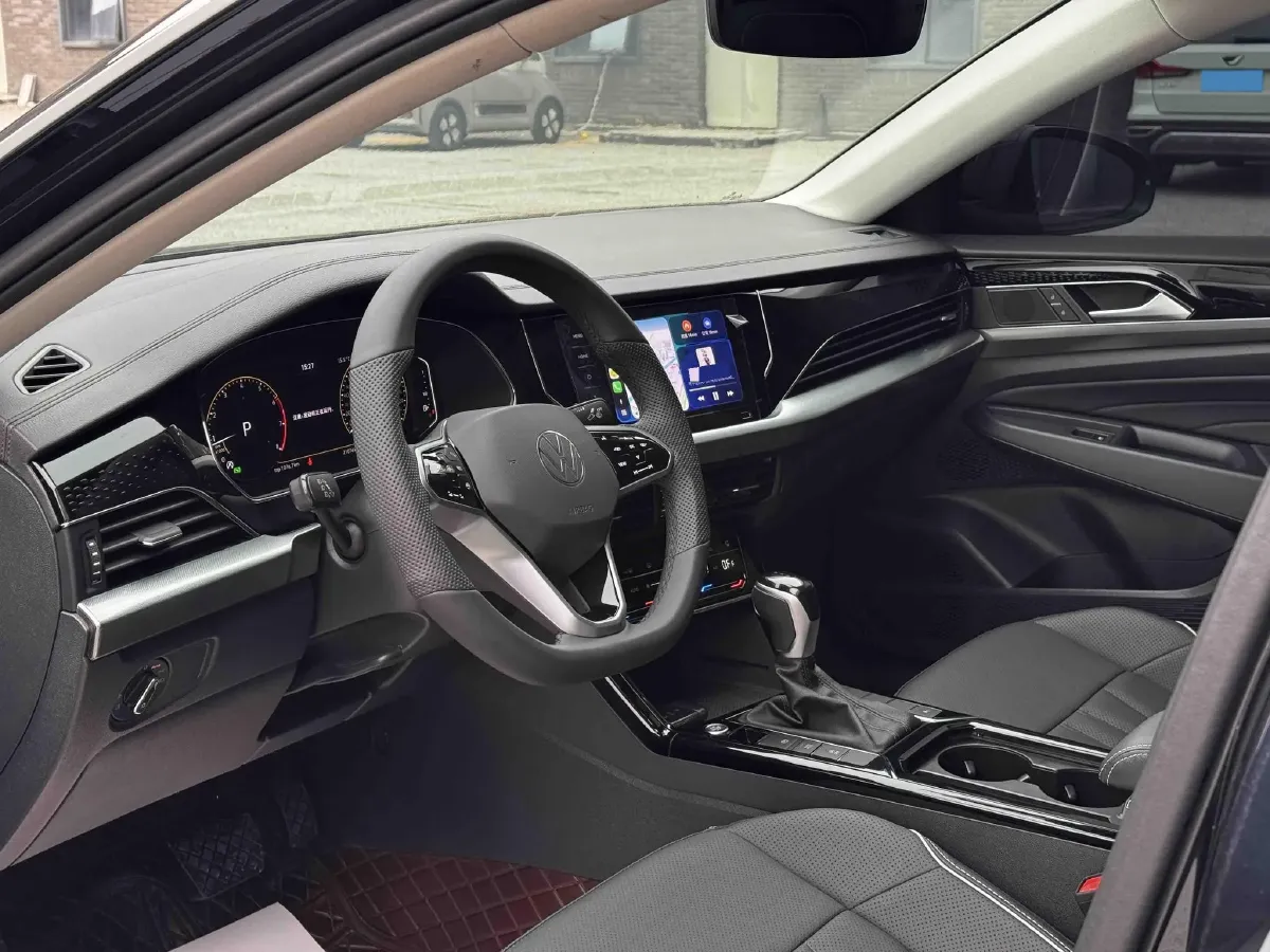 2024 Volkswagen Passat 2.0T 186HP L4 7DCT,autocango,china used car exporter,china ev exporter,chinese used car exporter,chinese used ev exporter