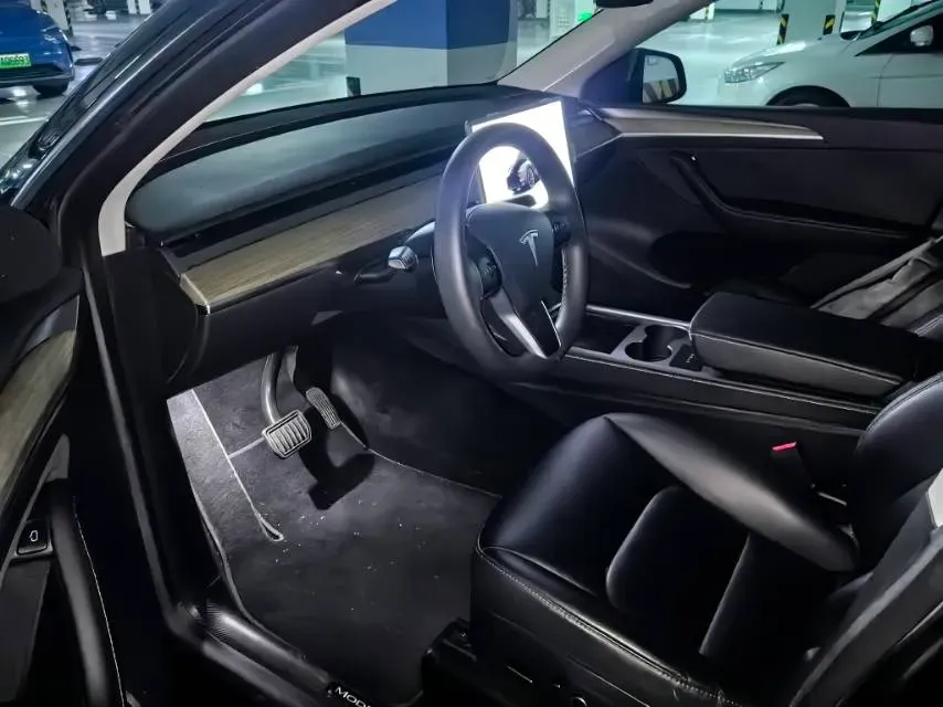 2022 Tesla Model Y BEV 60KWH,autocango,china used car exporter,china ev exporter,chinese used car exporter,chinese used ev exporter