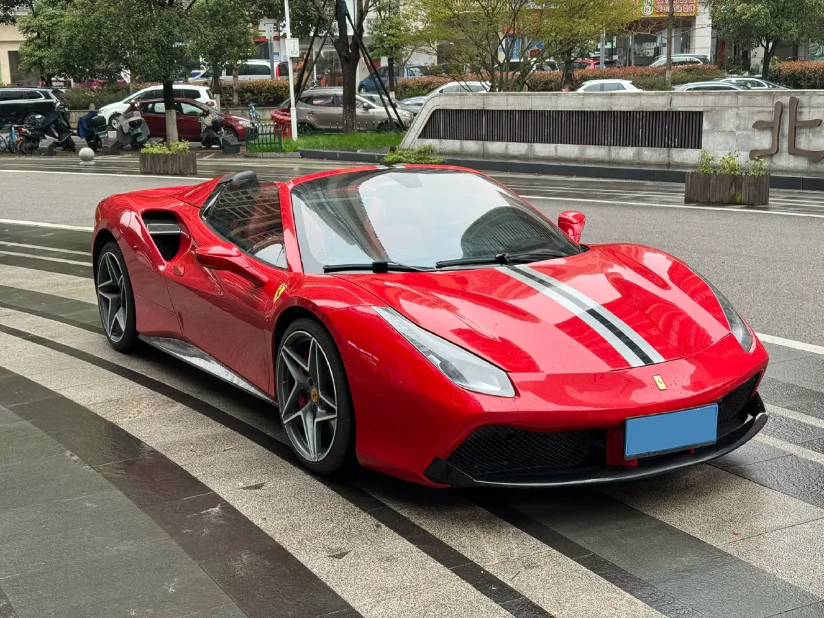 2015 Ferrari 488 3.9T 670HP V8 7DCT,autocango,china used car exporter,china ev exporter,chinese used car exporter,chinese used ev exporter