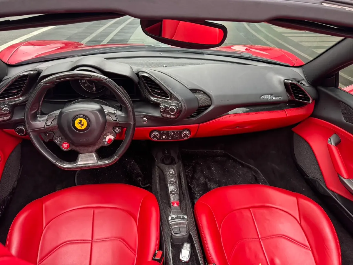 2015 Ferrari 488 3.9T 670HP V8 7DCT,autocango,china used car exporter,china ev exporter,chinese used car exporter,chinese used ev exporter