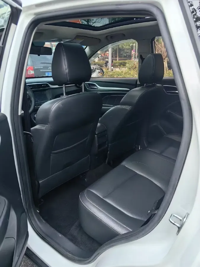 2018 MG ZS 1.5L 120HP L4 4AT,autocango,china used car exporter,china ev exporter,chinese used car exporter,chinese used ev exporter