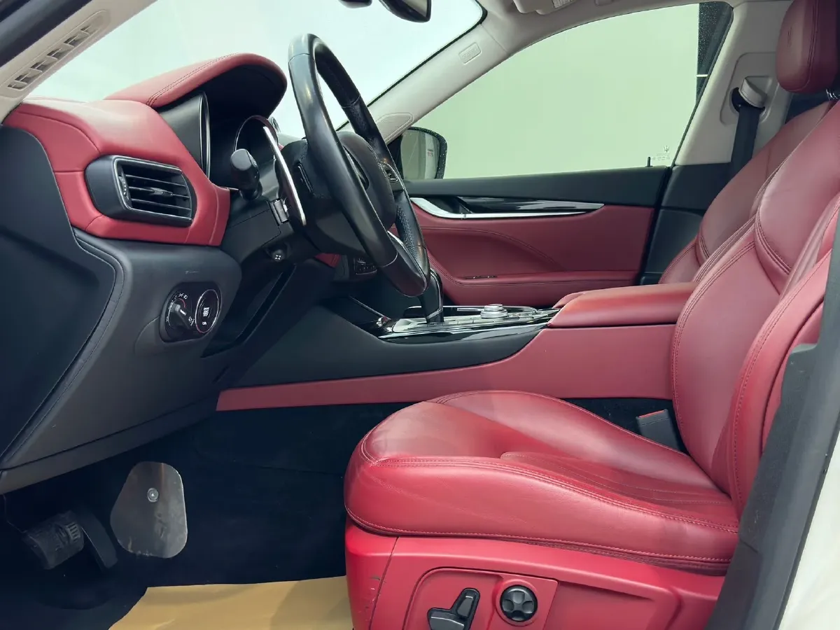 2018 Jaguar XJ 3.0T 340HP V6 8AT,autocango,china used car exporter,china ev exporter,chinese used car exporter,chinese used ev exporter