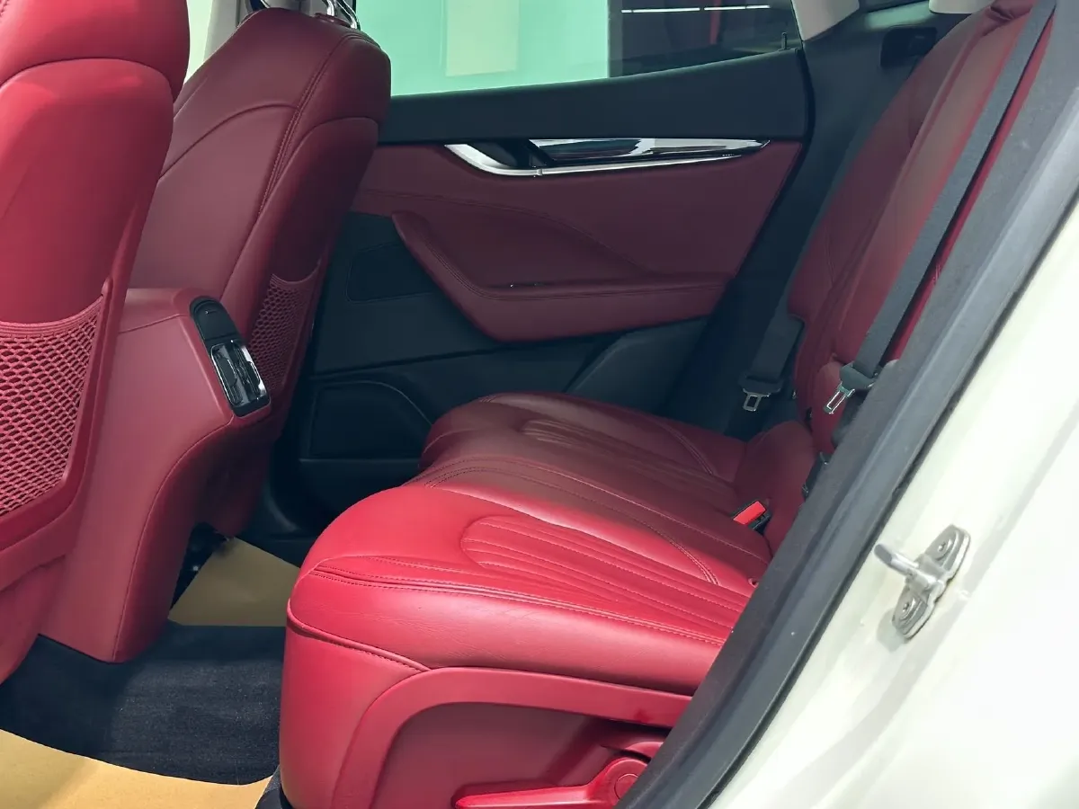 2018 Jaguar XJ 3.0T 340HP V6 8AT,autocango,china used car exporter,china ev exporter,chinese used car exporter,chinese used ev exporter