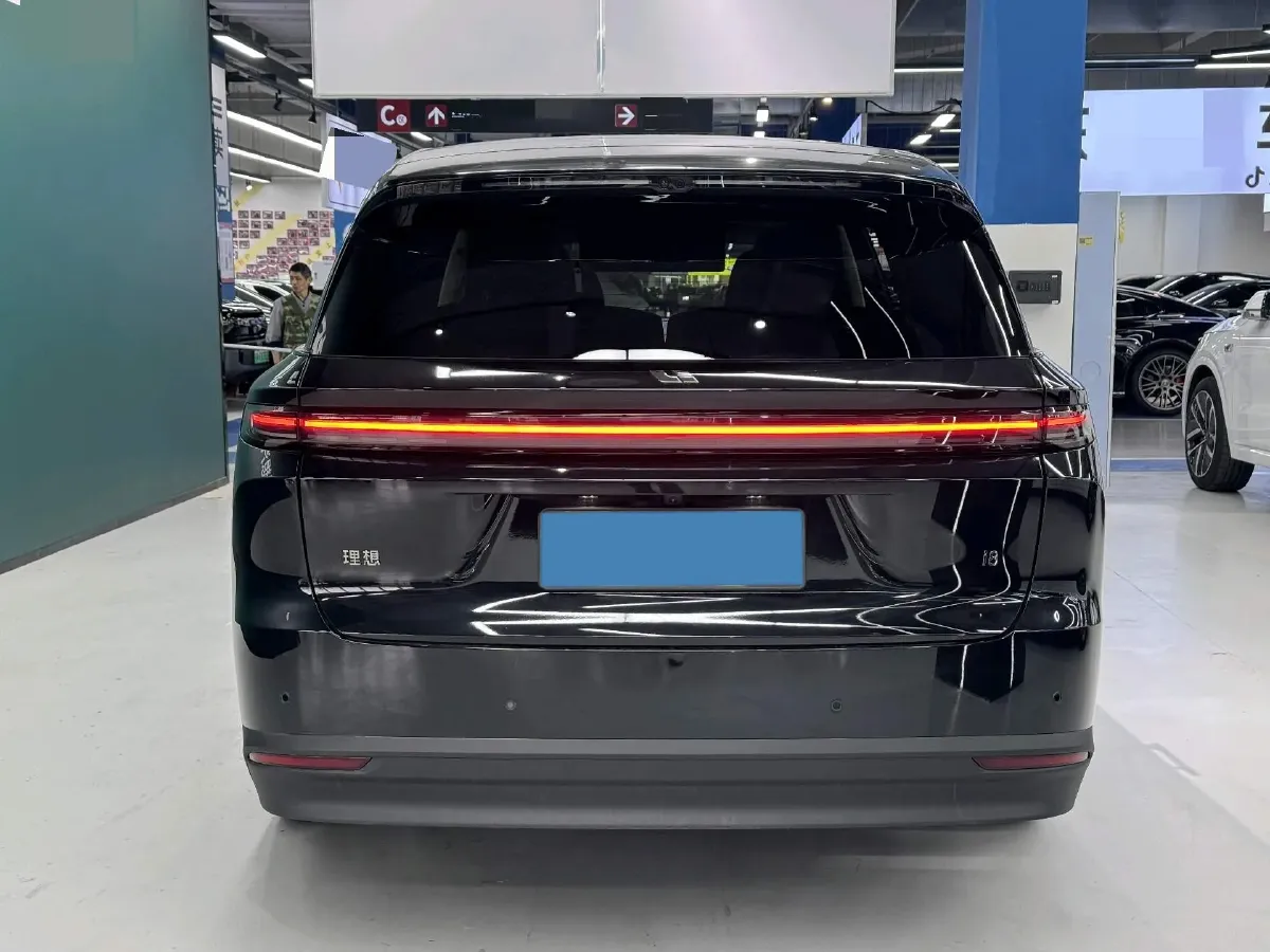 2025 Li i8 BEV,autocango,china used car exporter,china ev exporter,chinese used car exporter,chinese used ev exporter