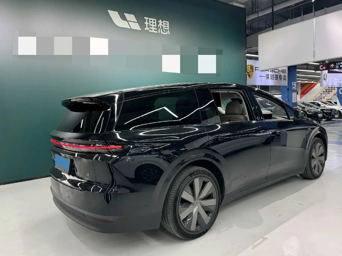 2025 Li i8 BEV,autocango,china used car exporter,china ev exporter,chinese used car exporter,chinese used ev exporter