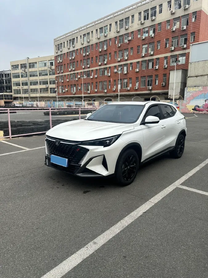 2025 ChangAn X5 PLUS 1.5T 188HP L4 7DCT,autocango,china used car exporter,china ev exporter,chinese used car exporter,chinese used ev exporter