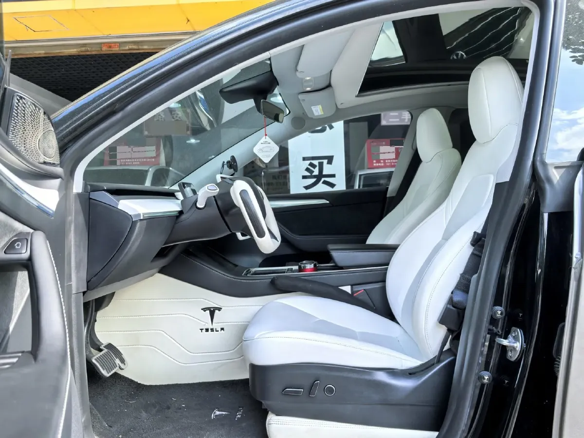 2022 BMW 3 Series 2.0T 184HP L4 8AT,autocango,china used car exporter,china ev exporter,chinese used car exporter,chinese used ev exporter