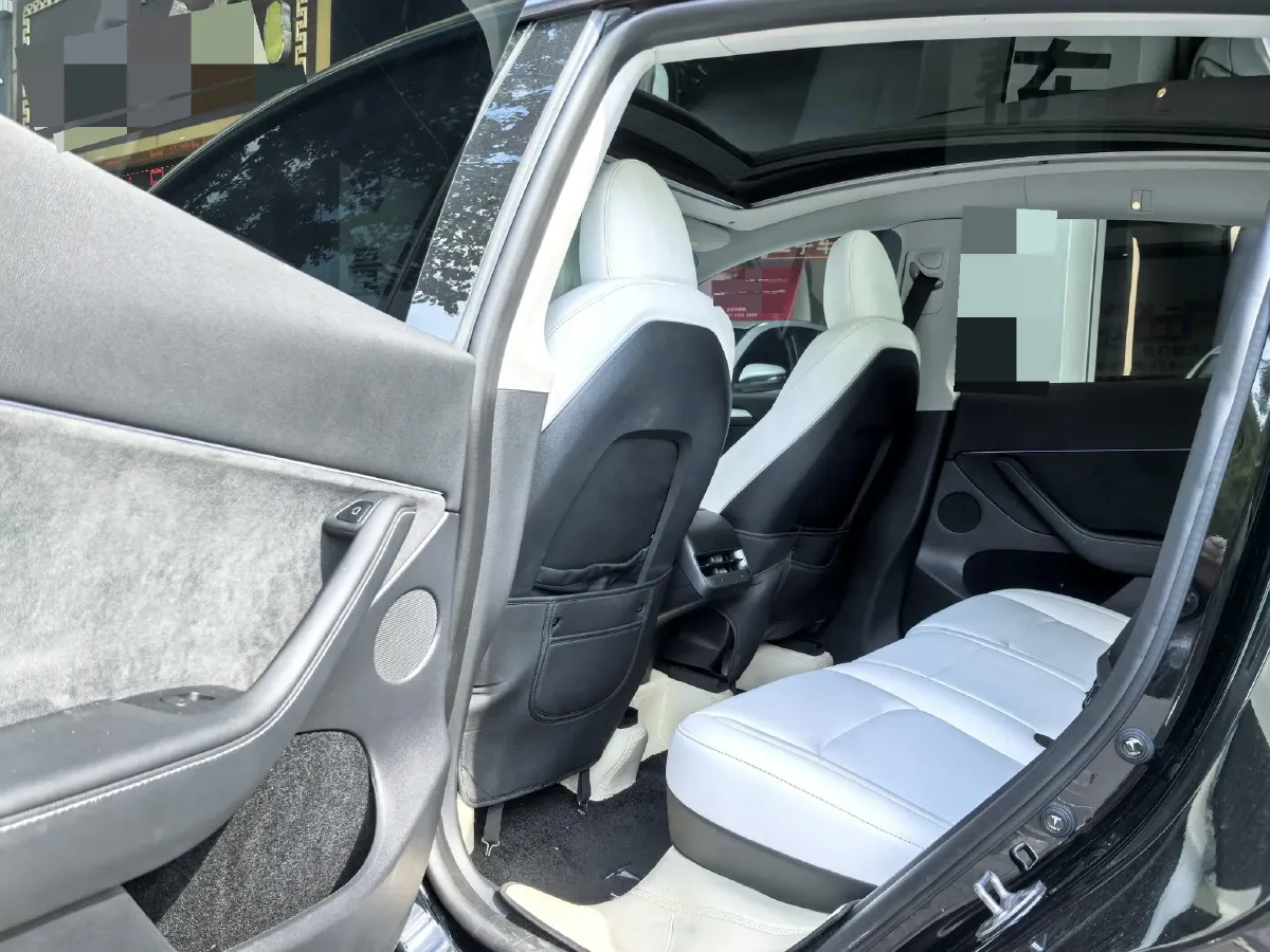 2022 BMW 3 Series 2.0T 184HP L4 8AT,autocango,china used car exporter,china ev exporter,chinese used car exporter,chinese used ev exporter