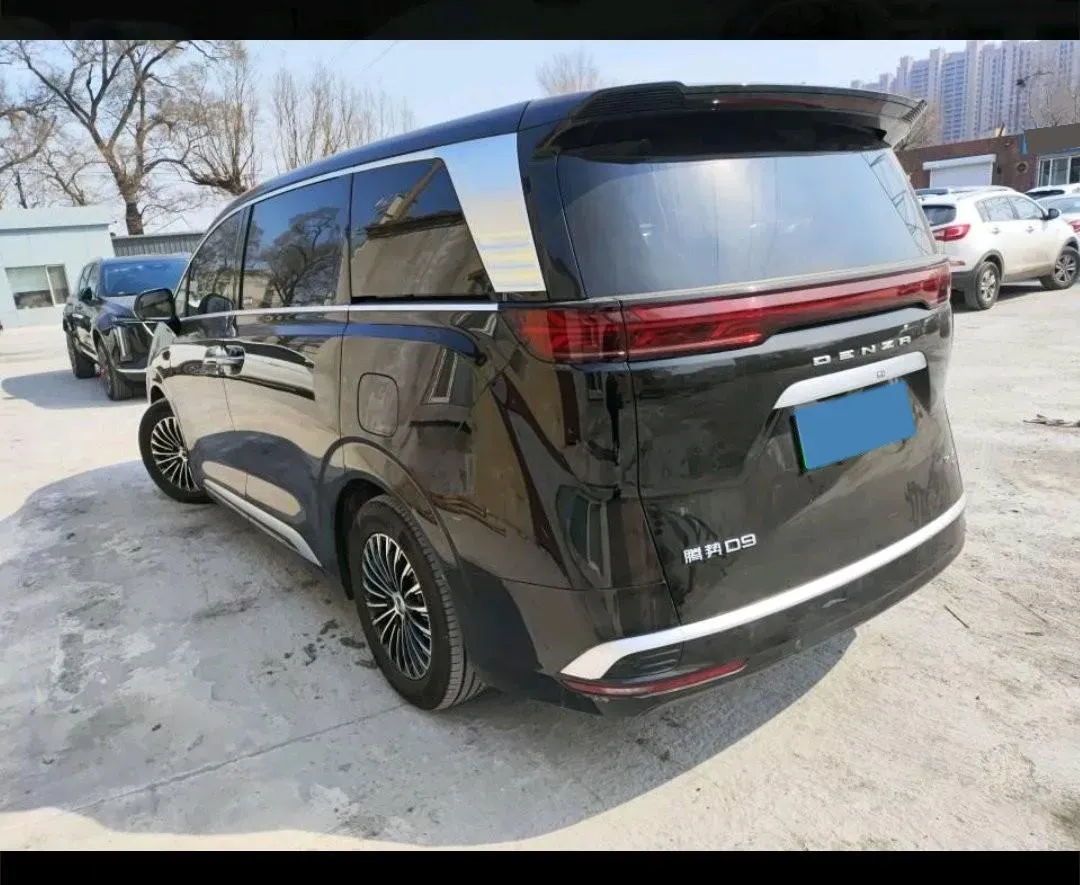 2025 Denza D9 1.5T 156HP L4 E-CVT PHEV 40KWH,autocango,china used car exporter,china ev exporter,chinese used car exporter,chinese used ev exporter