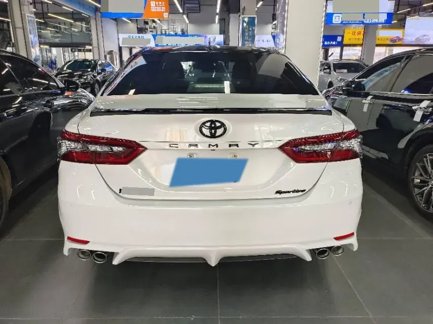 2022 Toyota Camry 2.5L 209HP L4 8AT,autocango,china used car exporter,china ev exporter,chinese used car exporter,chinese used ev exporter