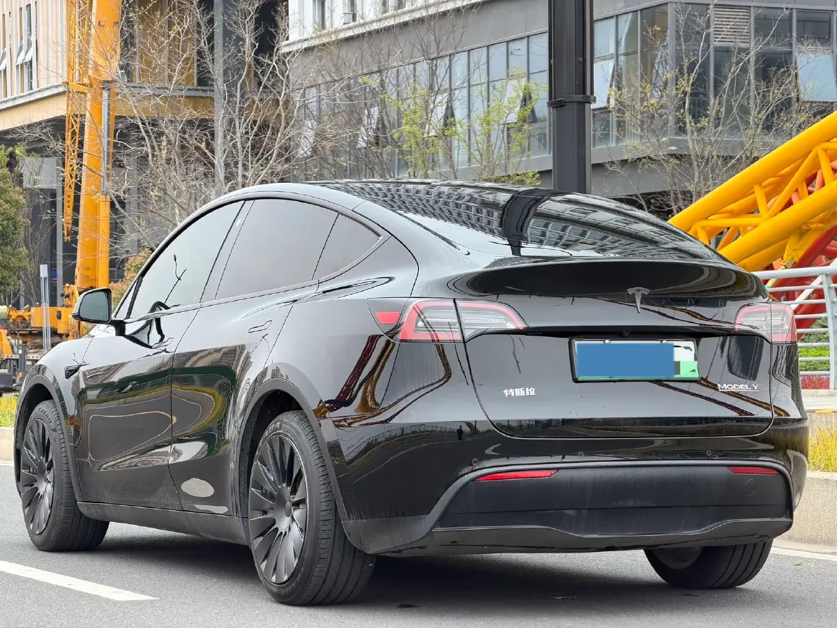 2022 Tesla Model Y BEV 60KWH,autocango,china used car exporter,china ev exporter,chinese used car exporter,chinese used ev exporter