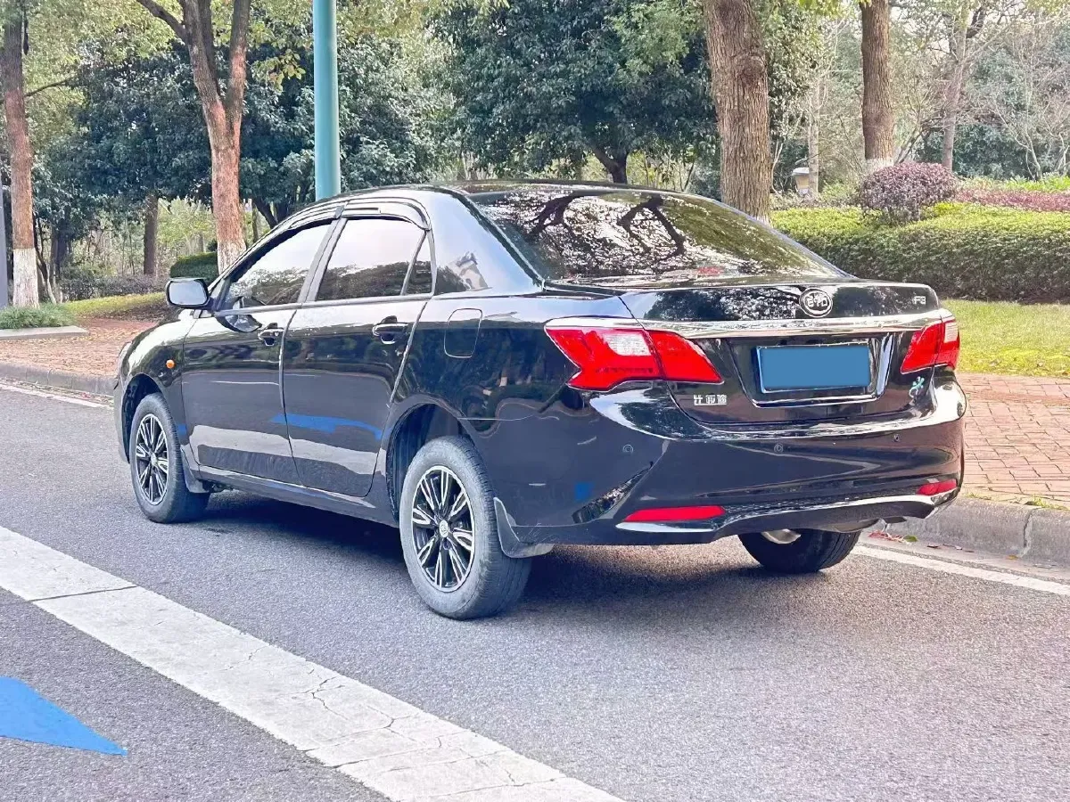 2020 BYD F3 1.5L 109HP L4 5MT,autocango,china used car exporter,china ev exporter,chinese used car exporter,chinese used ev exporter