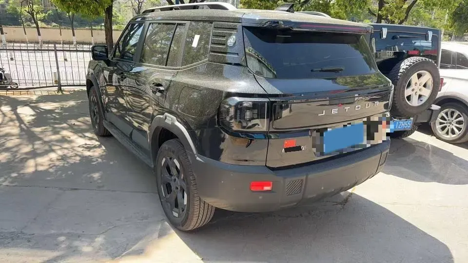 2025 Jetour Traveller 1.5T 184HP L4 7DCT,autocango,china used car exporter,china ev exporter,chinese used car exporter,chinese used ev exporter