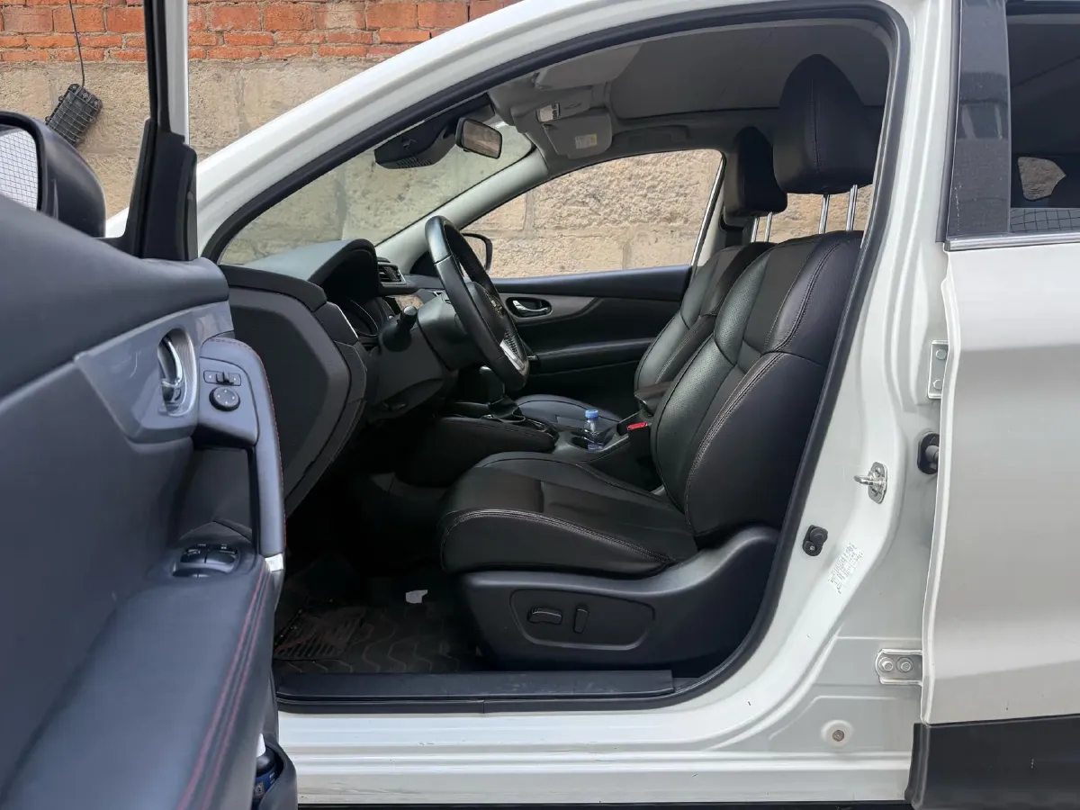 2021 Nissan Qashqai 2.0L 151HP L4 CVT,autocango,china used car exporter,china ev exporter,chinese used car exporter,chinese used ev exporter