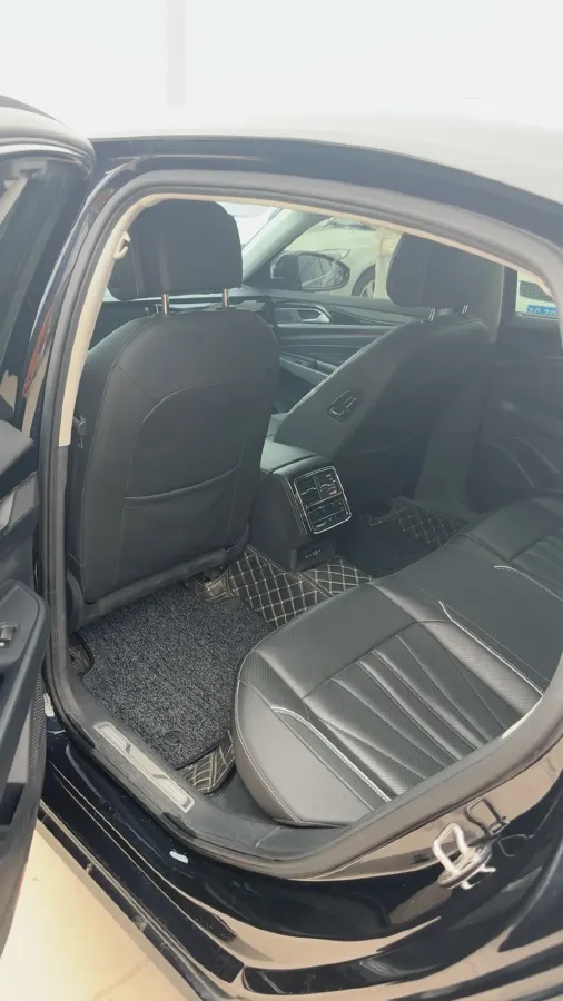 2024 Volkswagen Passat 2.0T 220HP L4 7DCT,autocango,china used car exporter,china ev exporter,chinese used car exporter,chinese used ev exporter