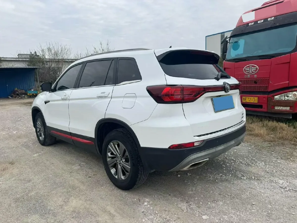 2021 ChangAn CS75 1.5T 178HP L4 7DCT,autocango,china used car exporter,china ev exporter,chinese used car exporter,chinese used ev exporter