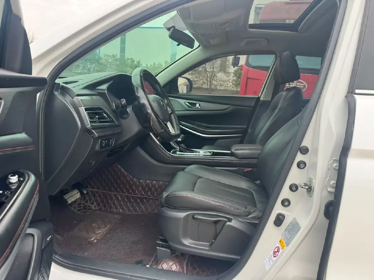 2021 ChangAn CS75 1.5T 178HP L4 7DCT,autocango,china used car exporter,china ev exporter,chinese used car exporter,chinese used ev exporter