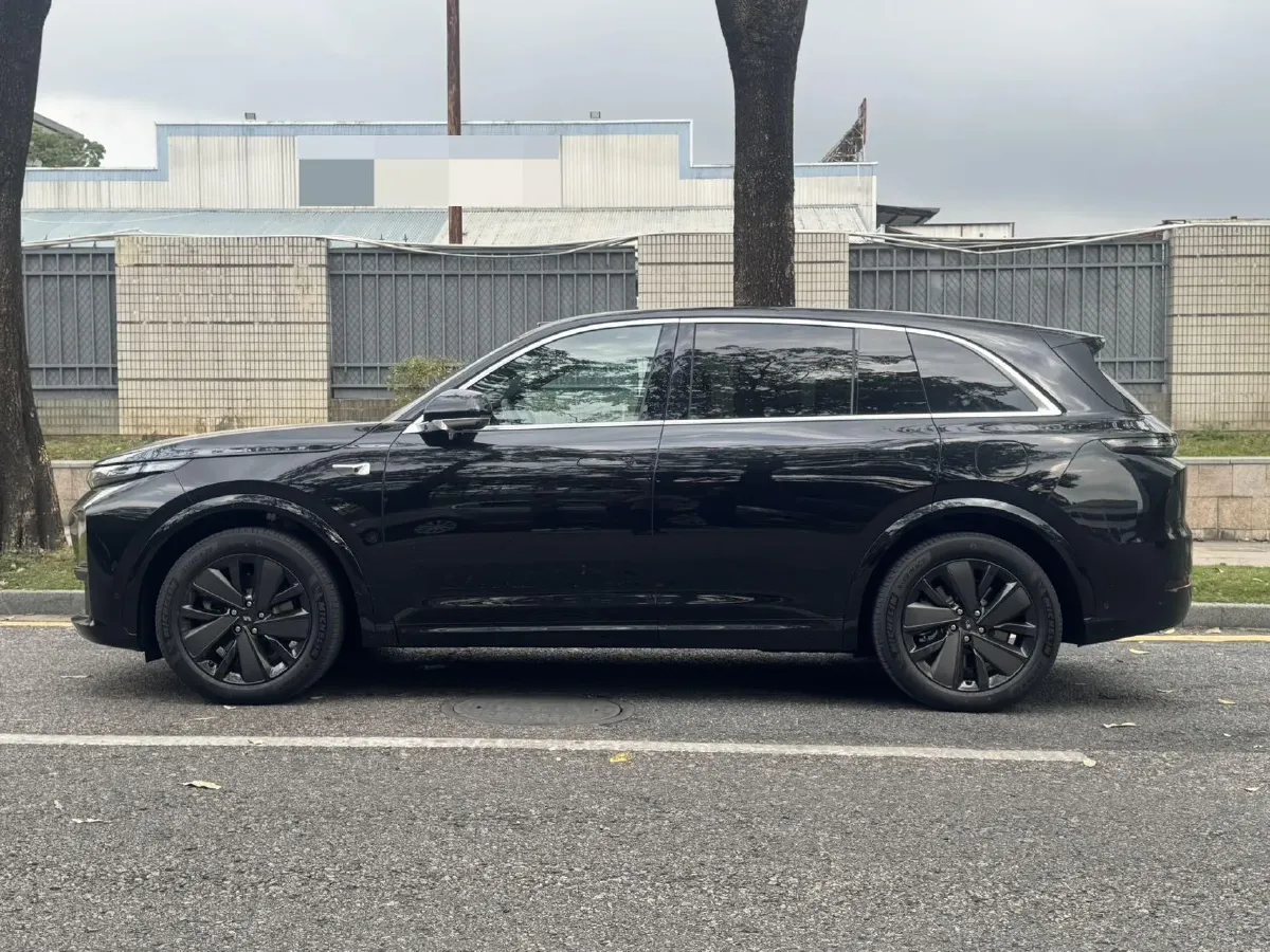 2025 Li L7 Range Extended 154HP REEV,autocango,china used car exporter,china ev exporter,chinese used car exporter,chinese used ev exporter