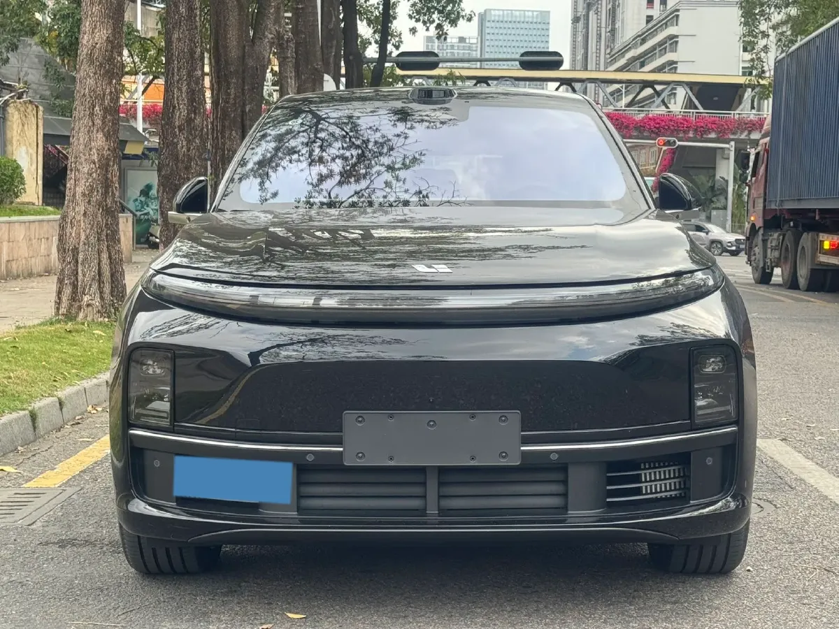 2025 Li L7 Range Extended 154HP REEV,autocango,china used car exporter,china ev exporter,chinese used car exporter,chinese used ev exporter