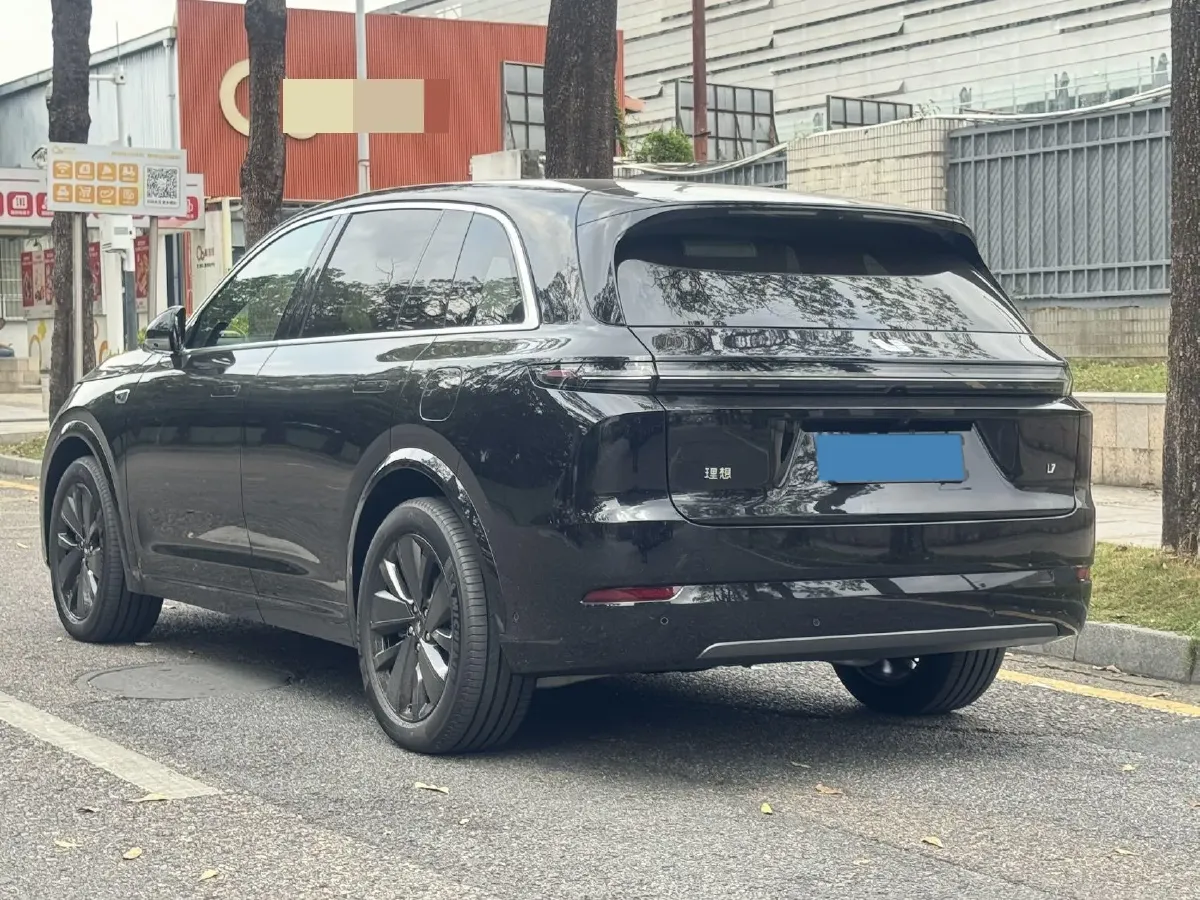 2025 Li L7 Range Extended 154HP REEV,autocango,china used car exporter,china ev exporter,chinese used car exporter,chinese used ev exporter