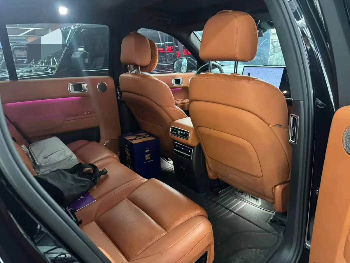 2023 Li L7 Range Extended 154HP REEV 40.9KWH,autocango,china used car exporter,china ev exporter,chinese used car exporter,chinese used ev exporter