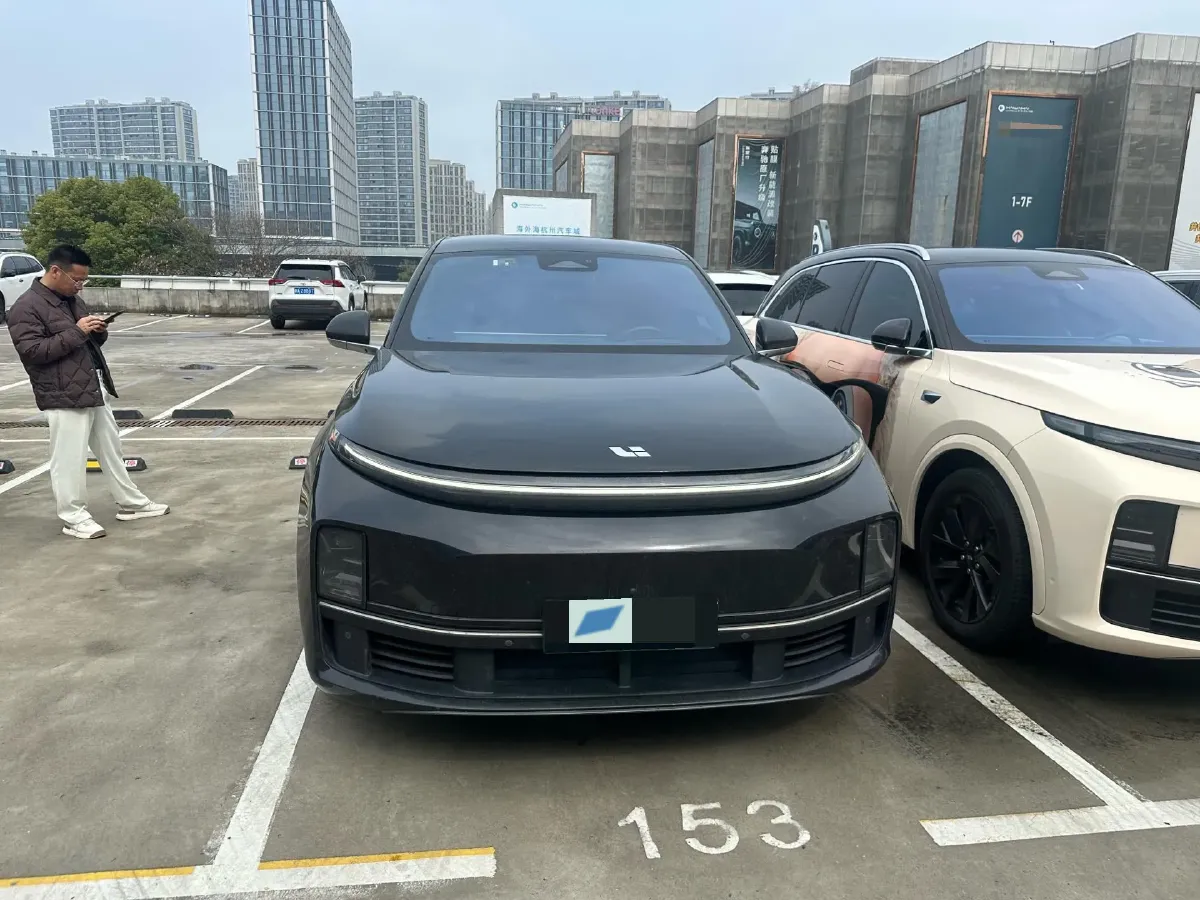 2023 Li L7 Range Extended 154HP REEV 40.9KWH,autocango,china used car exporter,china ev exporter,chinese used car exporter,chinese used ev exporter