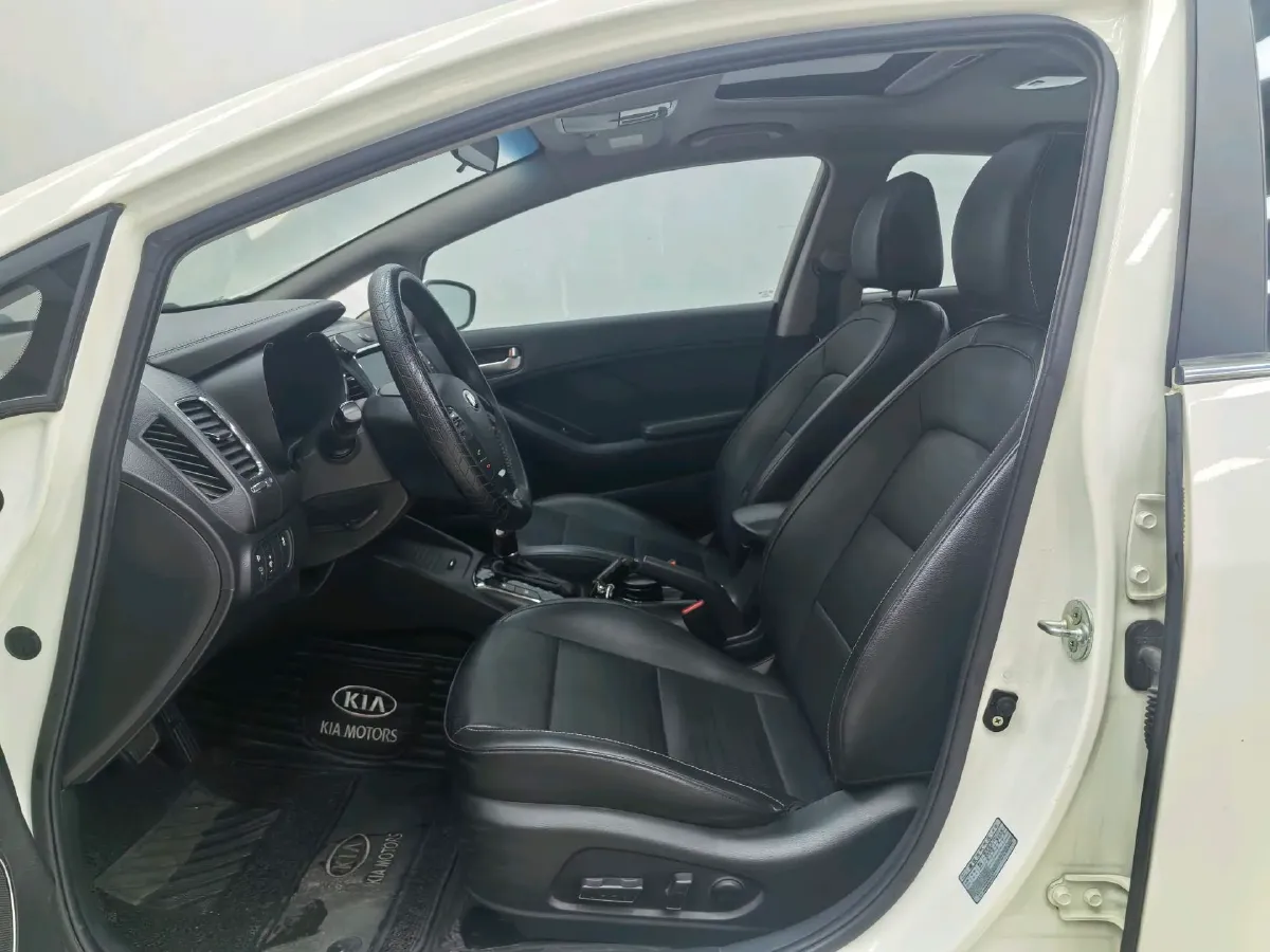 2017 Kia K3 1.6L 128HP L4 6AT,autocango,china used car exporter,china ev exporter,chinese used car exporter,chinese used ev exporter