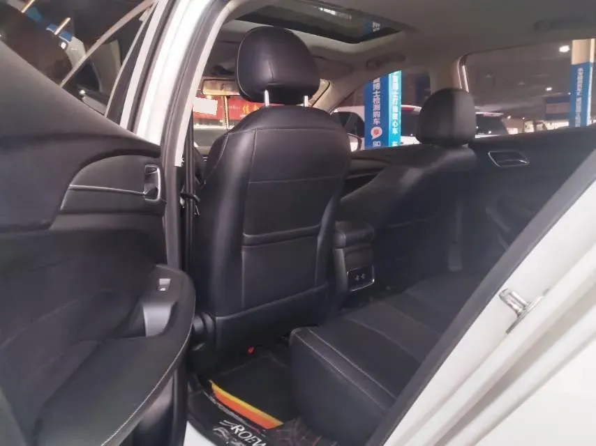 2019 Roewe i5 1.5L 120HP L4 CVT,autocango,china used car exporter,china ev exporter,chinese used car exporter,chinese used ev exporter