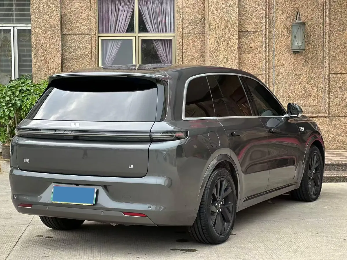 2023 Li L8 Range Extended 154HP REEV 40.9KWH,autocango,china used car exporter,china ev exporter,chinese used car exporter,chinese used ev exporter