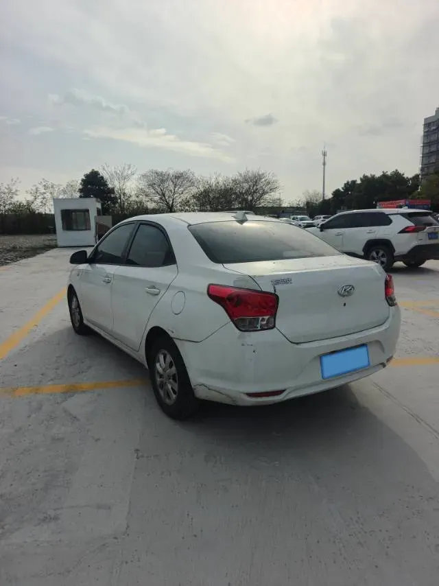 2017 Hyundai Reina 1.4L 95HP L4 5MT,autocango,china used car exporter,china ev exporter,chinese used car exporter,chinese used ev exporter