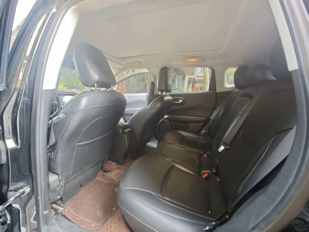 2020 Jeep Compass 1.3T 173HP L4 7DCT,autocango,china used car exporter,china ev exporter,chinese used car exporter,chinese used ev exporter