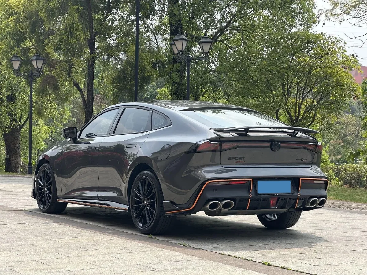 2023 ChangAn UNI-V 2.0T 233HP L4 8AT,autocango,china used car exporter,china ev exporter,chinese used car exporter,chinese used ev exporter