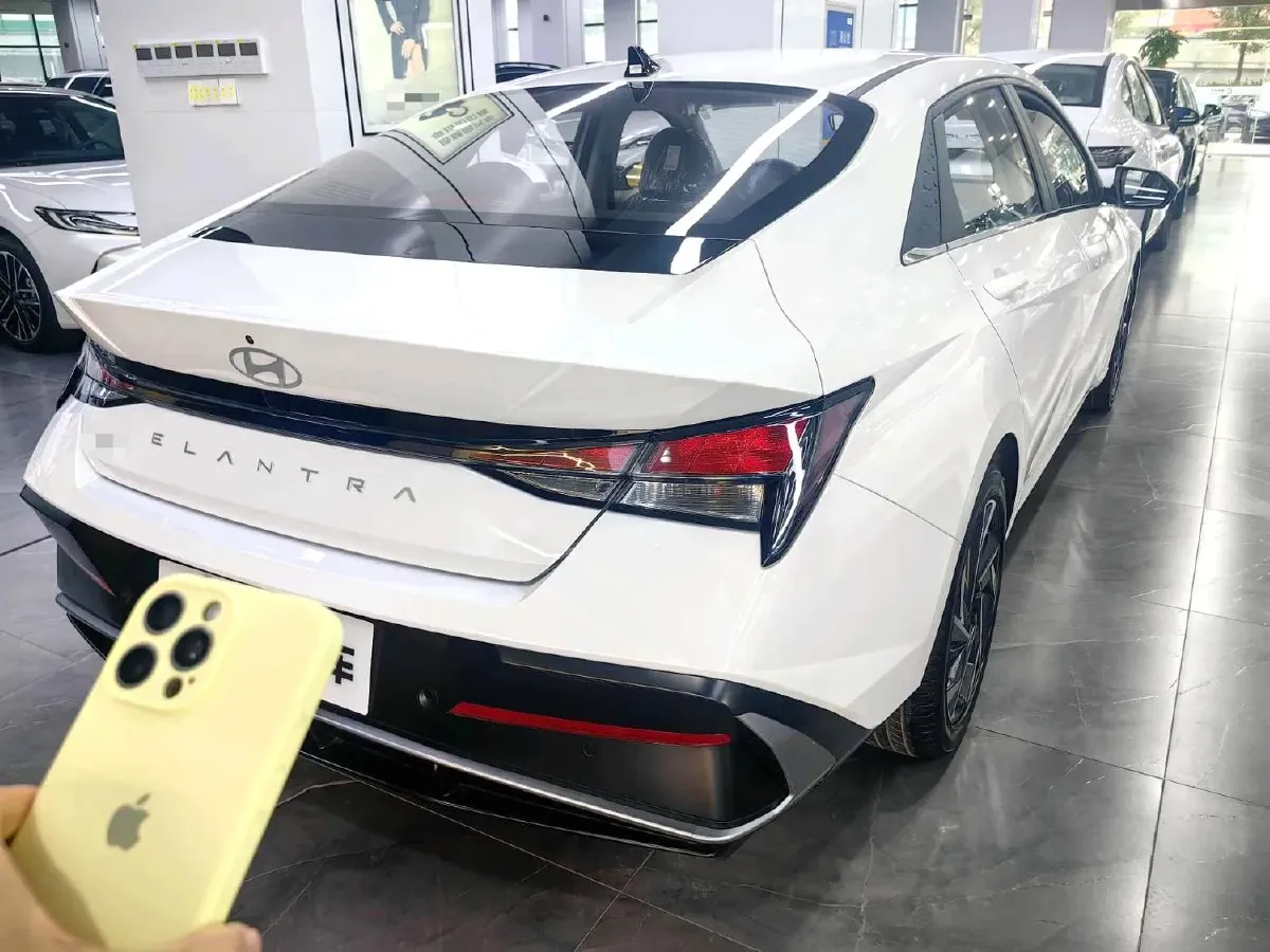 2023 Hyundai Elantra 1.5L 115HP L4 CVT,autocango,china used car exporter,china ev exporter,chinese used car exporter,chinese used ev exporter