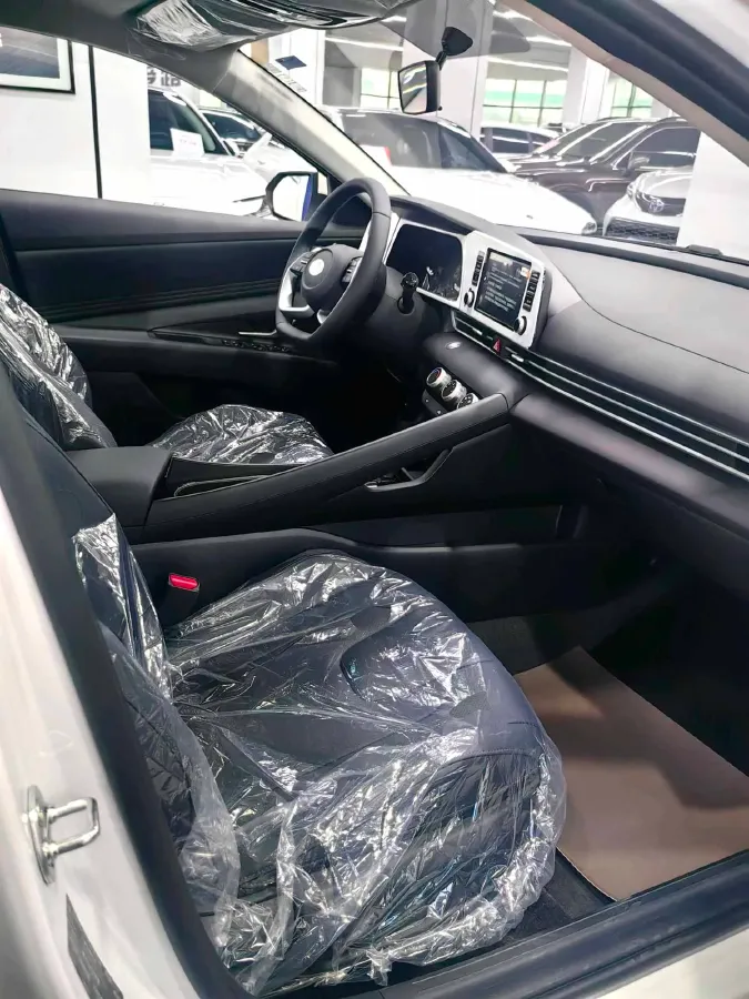 2023 Hyundai Elantra 1.5L 115HP L4 CVT,autocango,china used car exporter,china ev exporter,chinese used car exporter,chinese used ev exporter