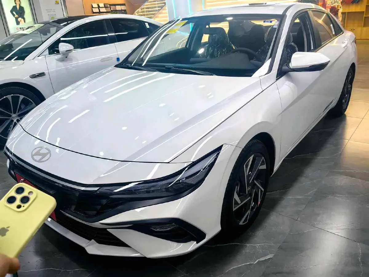 2023 Hyundai Elantra 1.5L 115HP L4 CVT,autocango,china used car exporter,china ev exporter,chinese used car exporter,chinese used ev exporter