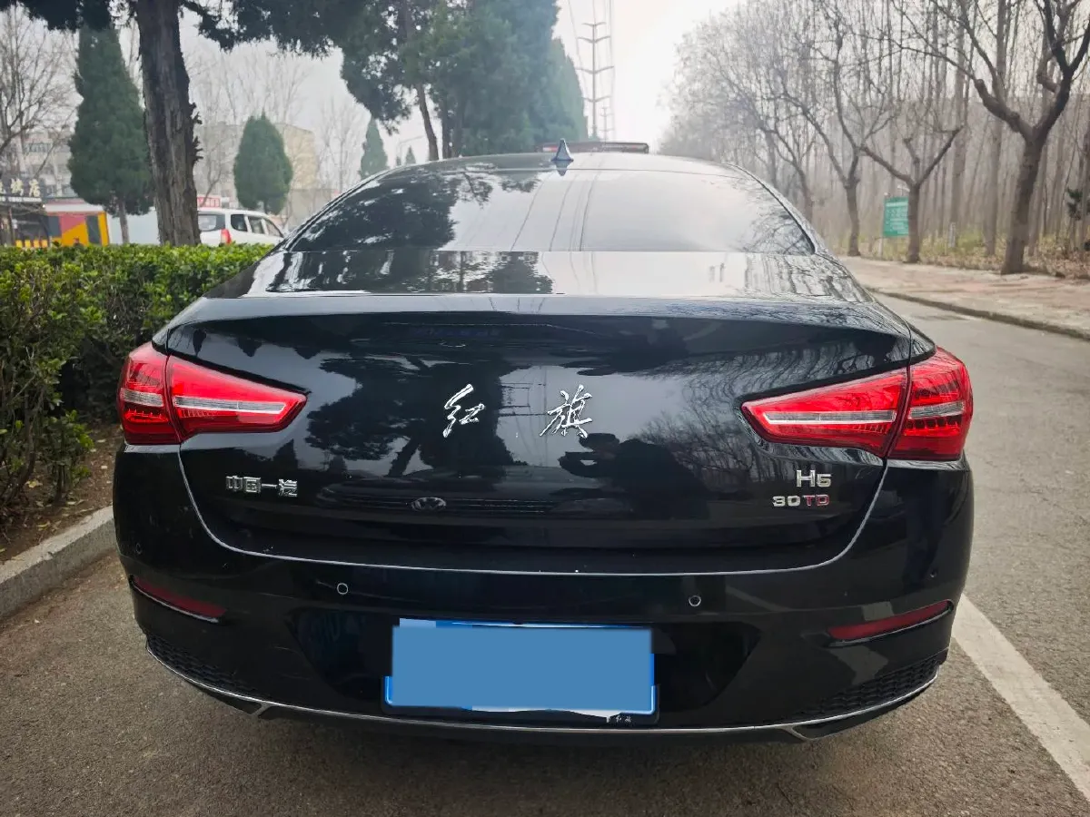 2020 HongQi H5 1.5T 169HP L4 7DCT,autocango,china used car exporter,china ev exporter,chinese used car exporter,chinese used ev exporter