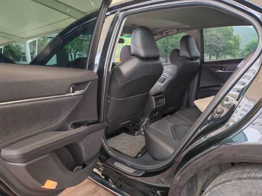 2023 Toyota Camry 2.0L 177HP L4 CVT,autocango,china used car exporter,china ev exporter,chinese used car exporter,chinese used ev exporter