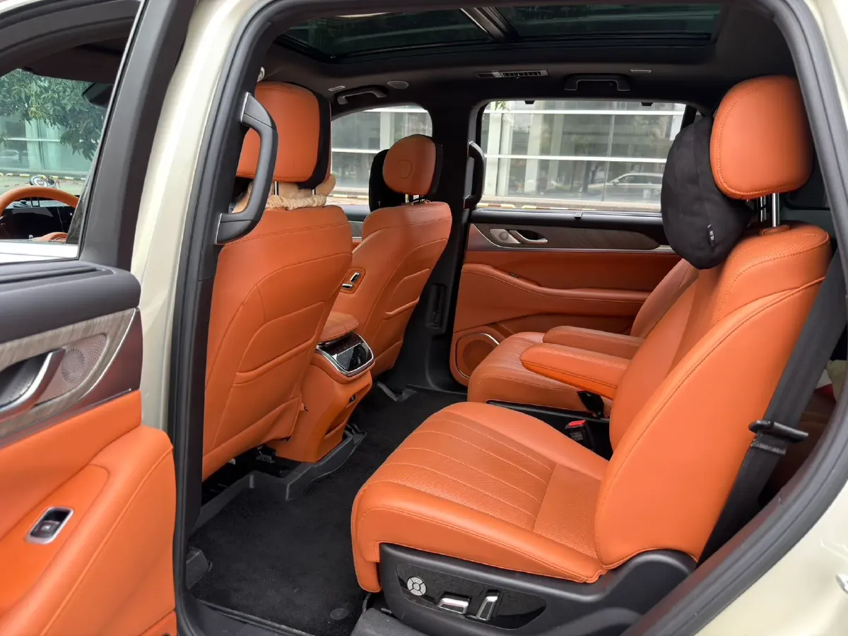 2023 WEY BlueMountain 1.5T 154HP L4 2DHT PHEV 36.65KWH,autocango,china used car exporter,china ev exporter,chinese used car exporter,chinese used ev exporter