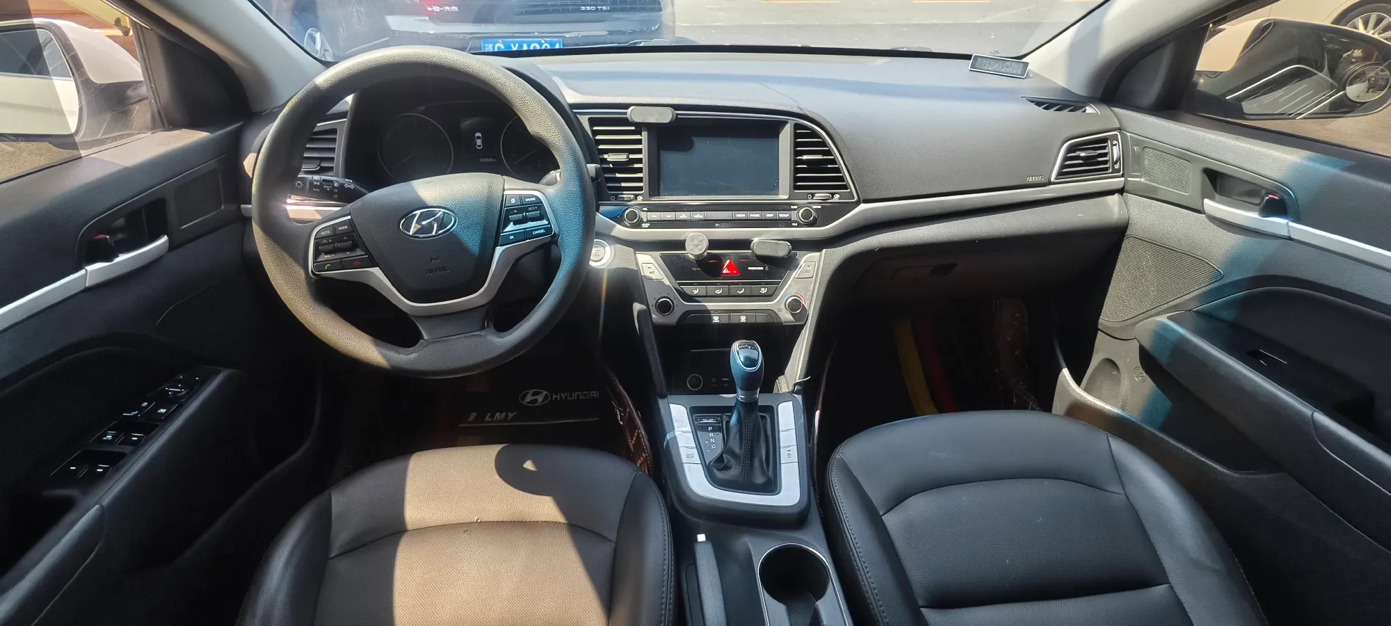 2016 Hyundai Elantra 1.6L 130HP L4 6AT,autocango,china used car exporter,china ev exporter,chinese used car exporter,chinese used ev exporter